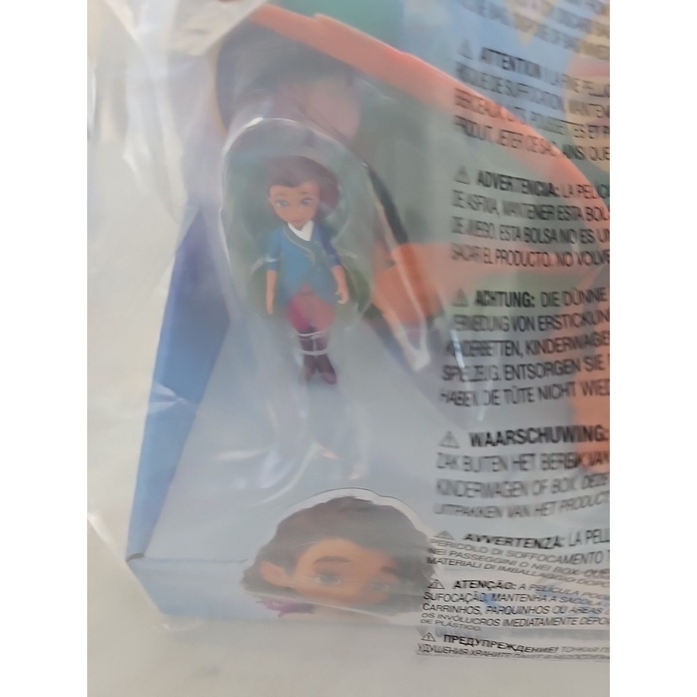 🦄✨ Spellbound Netflix Toy Set • Ellian Doll + Deluxe Gryphon & Cub • NEW Sealed - Picture 4 of 12